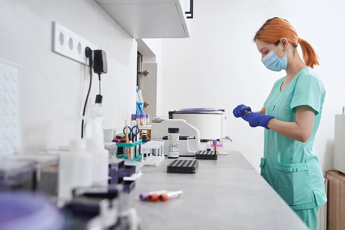 Laboratorul Science of Life PHARMA — producția ENDORA™ în condiții GMP certificate